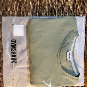 GymShark men’s size medium short sleeve
